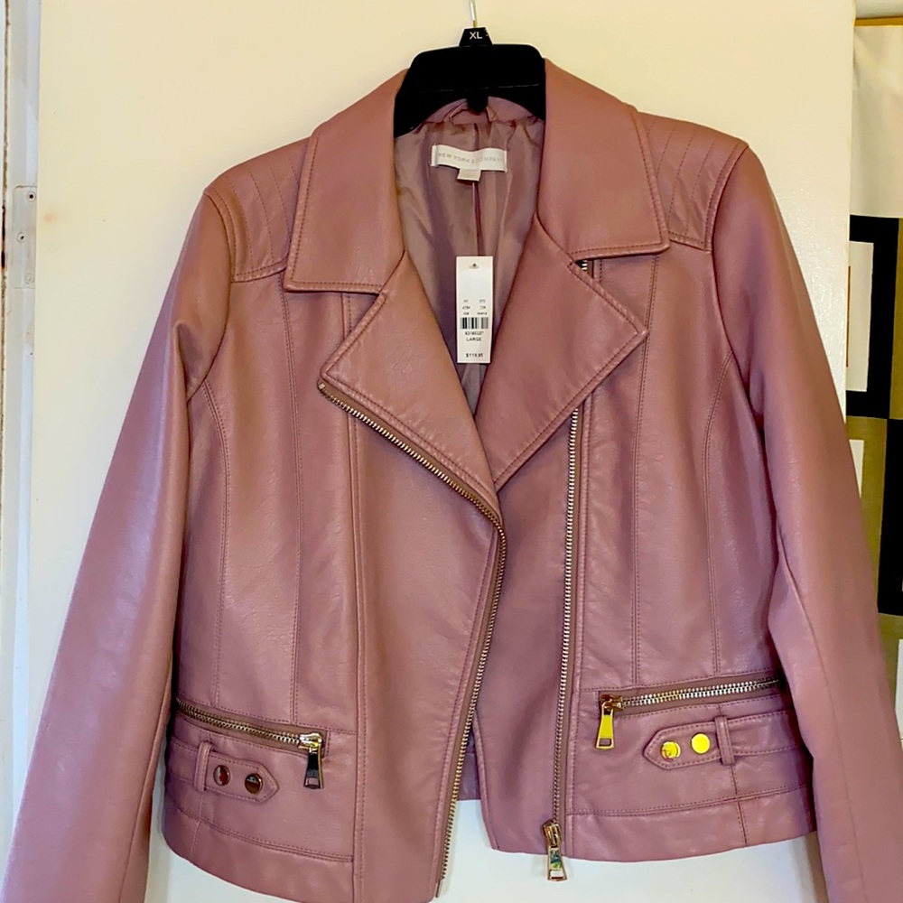 leather look a like, not real leather